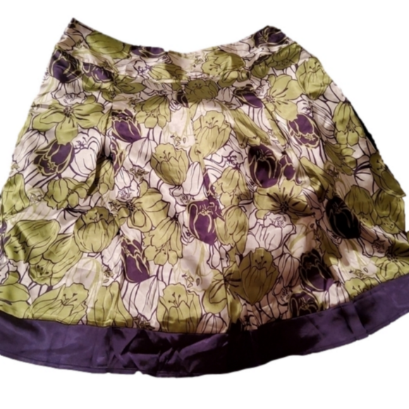 Russell Kemp Dresses & Skirts - Russell Kemp floral satin pleated skirt size 14 very good condition